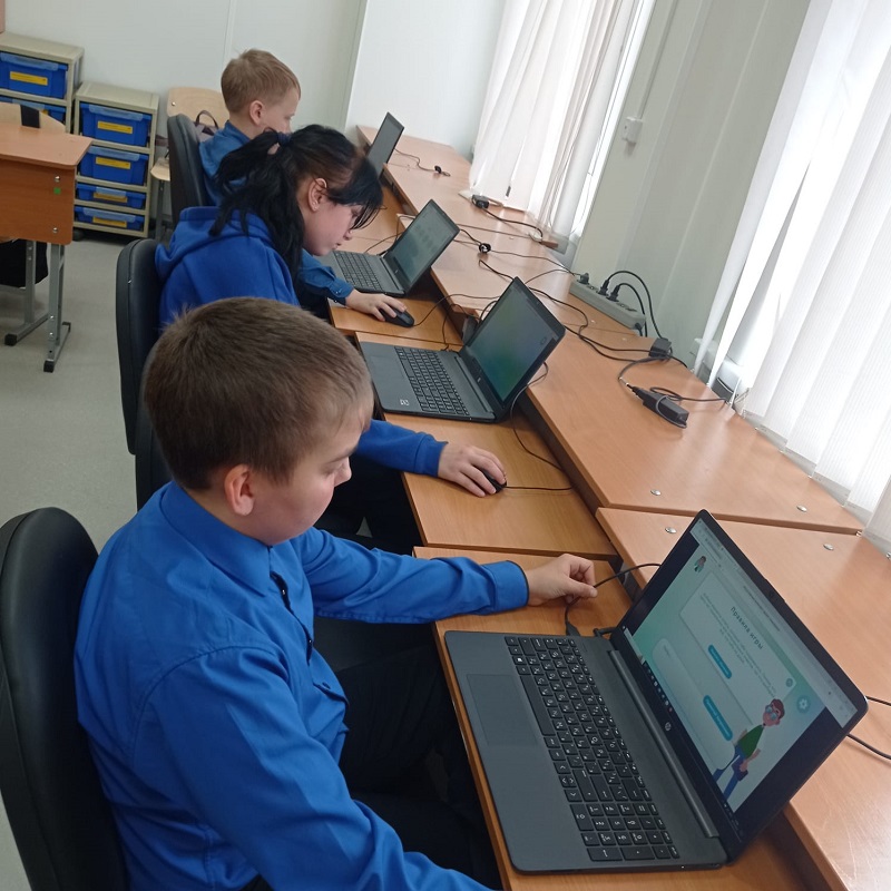 «Искусственный интеллект: промпт-инжиниринг»..
