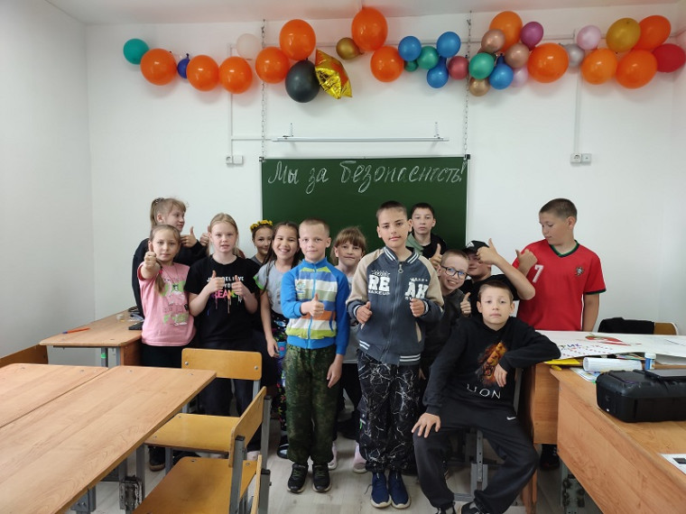 В Знаменской средней школы прошел "День безопасности"..